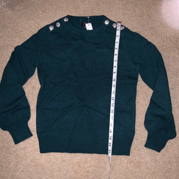NWT JCREW JEWLED BUTTON PUFF SLEEVE Sweater XS - Picture 4 of 10